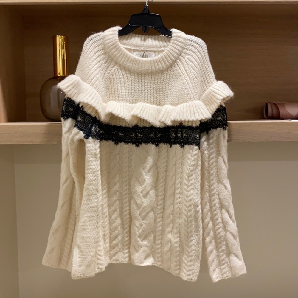 Girls Zara sweater new with tags
